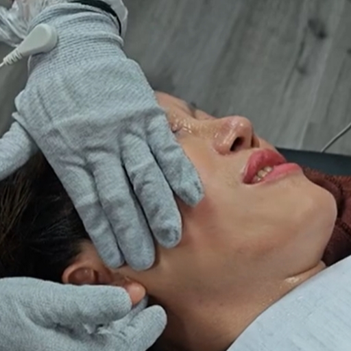 PHA NÂNG CƠ MẶT NGOẠM MỤC CHỈ SAU VÀI PHÚT